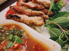 -Chom Cafe and Restaurant