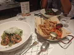 -静香HOUSE·全时段融合餐厅(七星欢乐颂店)