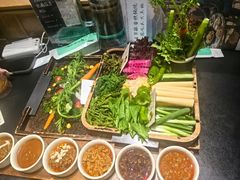 -蘸小院铁锅炖·蘸酱菜·东北菜(怀远门店)