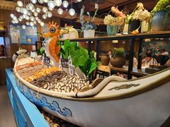 -领鲜活海鲜榴莲自助火锅(东门店)