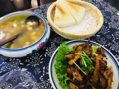 -八两八金·莱芜特色炒鸡(市南漳浦路店)