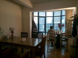 -无界瑜伽普拉提