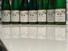 -wineapp葡萄酒餐吧(外滩金融中心店)