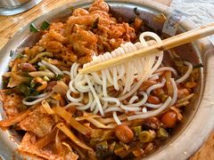 -鹿寨小何螺蛳粉店