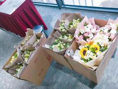 -怡花宜木鲜花店(朝阳路店)