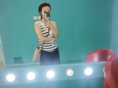 -百年港湾奥特莱斯(香炉礁店)