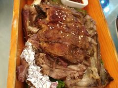 成吉思汗烤羊腿-蒙古大营·蒙古演绎餐厅(赛马场店)