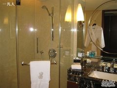 bathroom&nbsp;b-上海波特曼丽思卡尔顿酒店