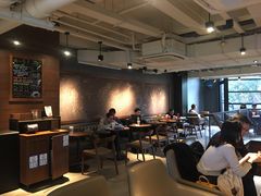 -星巴克(杭州湖滨银泰E区店)
