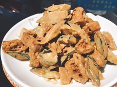 黄瓜拌油条-梅飞酒家(桑园路店)