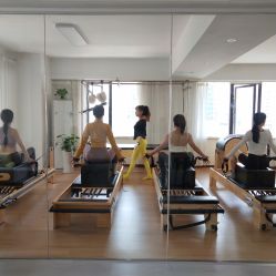 -馨媛瑜伽普拉提