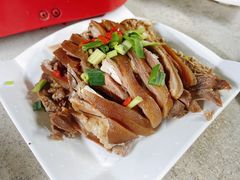 -墨脱石锅椰子鸡•香草鸭•东山羊(大东海店)