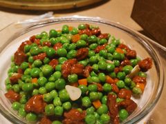 青豆牛肉粒-渝信川菜 · 川味家常菜(长安店)