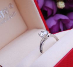 -威德钻石-克拉钻大本营(南京东路店)