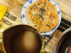 -香香腊排骨.野生菌火塘总店(束河店)