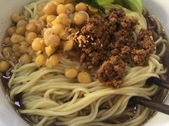 -东三里屯豌杂面