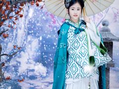 -九月鹰飞汉服摄影工作室