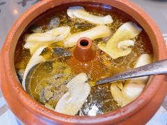 菌香汽锅鸡-段公子·精品云南菜