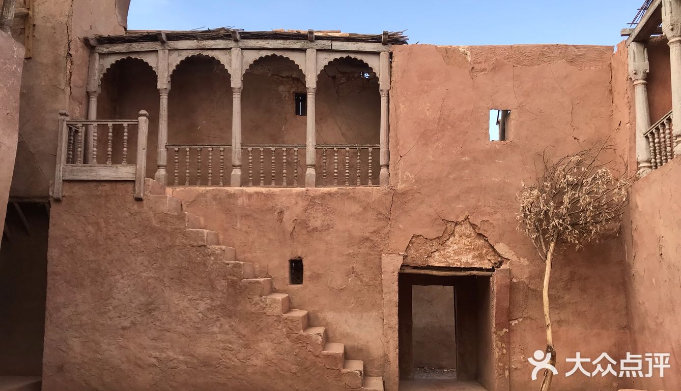 沙漠️中的电影城瓦尔扎扎特