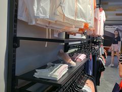 -SKECHERS 斯凯奇(上海国际时尚中心店)