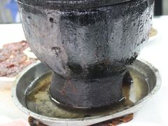 烤肉的铁箅子-大槐树烤肉馆