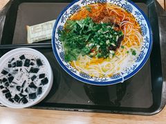 -华中科技大学百景园(三楼酒店)