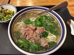 招牌生烫牛肉米线-云阿蛮云南生烫牛肉米线(奉贤路店)