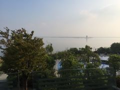 -上海滴水湖皇冠假日酒店