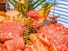 -铭牛烧肉·和牛海鲜自助(高新月牙湖店)