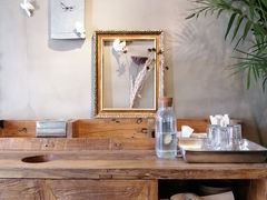 大堂-HIGH FIVE哈福手工汉堡(桂林路店)