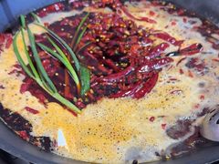 -黄潇洒老火锅(九眼桥宏济巷店)