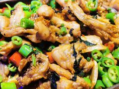 紫苏平锅牛蛙-蛙来哒(汇一城黑金冠店)