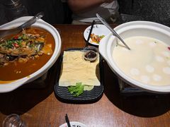 -鱼头泡饭·湖北菜·非物质文化遗产(岳家嘴总店)