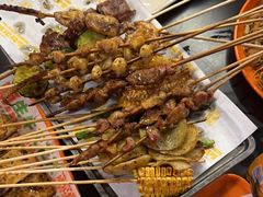 -威记烧嘢·南宁烧烤·超级生牛(绿地店)