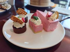 -万荟轩海鲜·粤式点心自助餐厅(蓝海风万怡酒店)