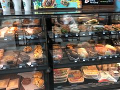 面包甜点陈列柜-星巴克(浙江省人民医院店)