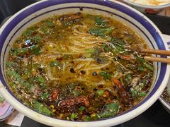 -云阿蛮云南生烫牛肉米线(奉贤路店)