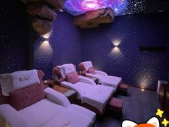 -秘地·影院式足浴SPA(凤三旗舰店)