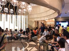 等位区-海底捞火锅 (利舞台广场店)
