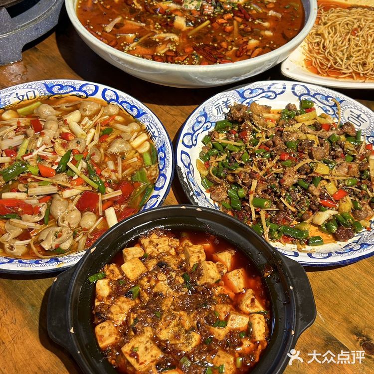 泸州！本地人真正的干饭小食堂！人均4.50r