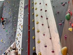 -魔岩攀登(南京东路店)