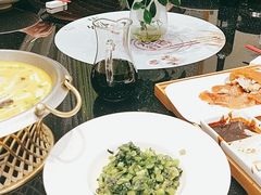-香山湖家家宴(中山陵店)