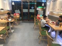 -塔斯汀中国汉堡(江大南路店)