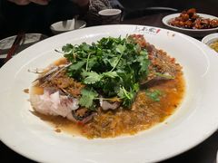 剁椒鱼头-上名堂·鱼头好吃(体育场路店)