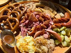 -普兰达德国餐厅·德式脆皮烤猪肘·自酿啤酒(观唐店)