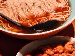 春风辣肉面-人间酒暖·Go blanc·烧鸟·深夜食堂(陆家嘴店)