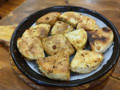 料理烤特色火烧-老东镇啤酒屋海鲜加工·蒸汽海鲜·海鲜烧烤(台东店)