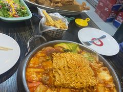 芝士部队锅-the frypan韩国炸鸡啤酒(五路居店)