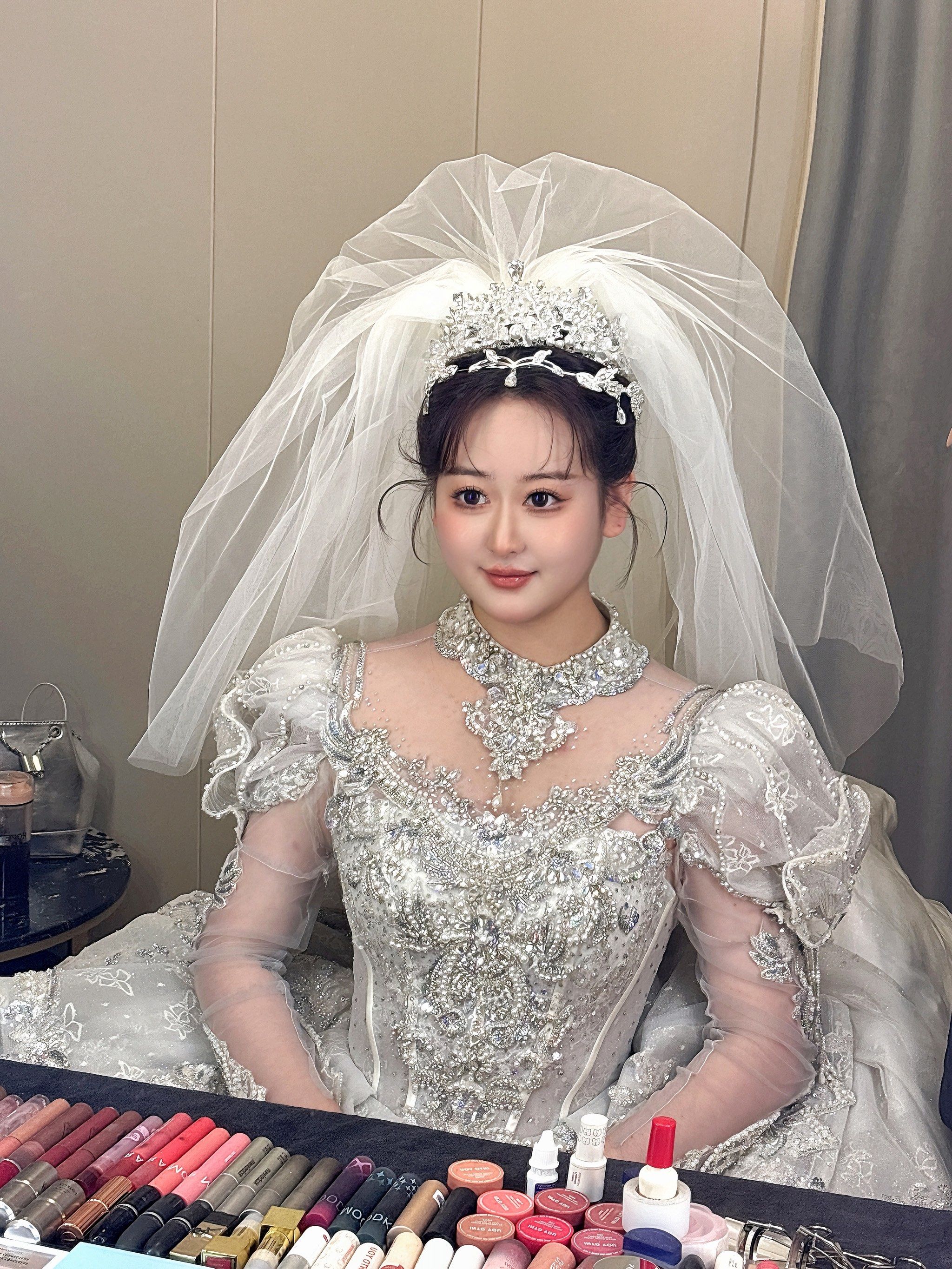 新娘化妆ing