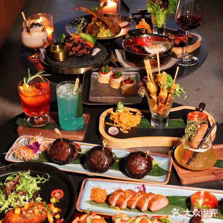 啊啊啊想告诉全世界 这家东南亚融合西餐酒吧太浪漫了‼️